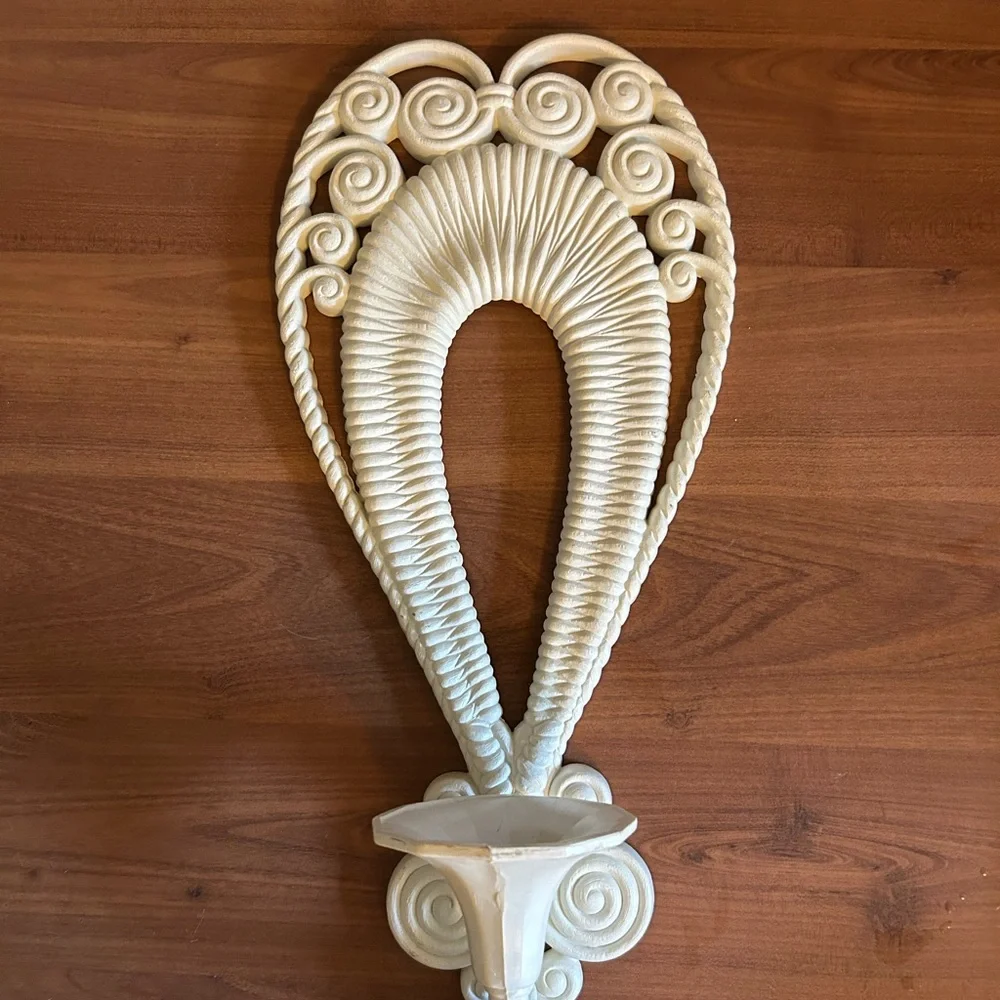 Vintage Burwood Elegant Cream Wall Sconce